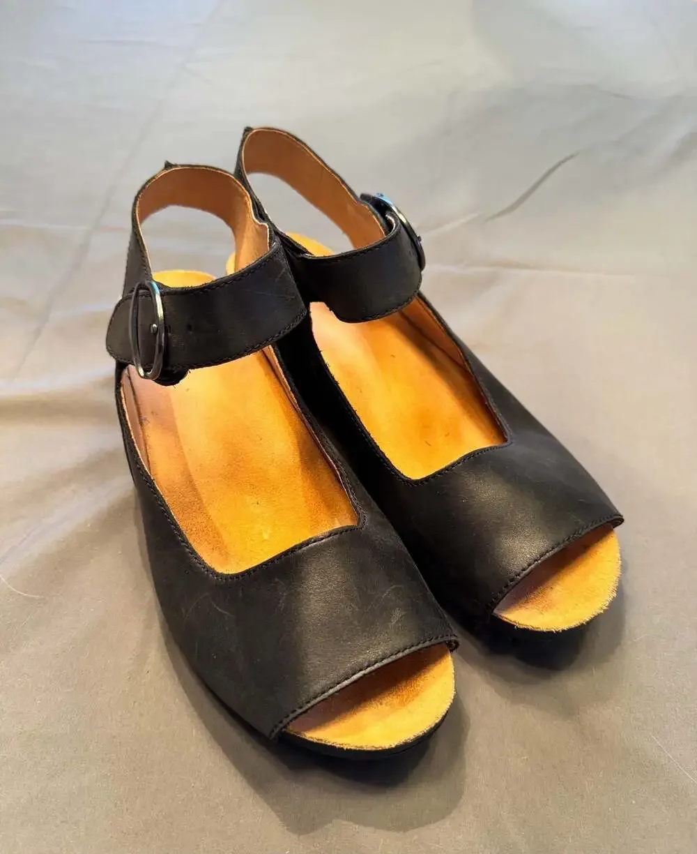 Dansko Tiana Black Burnished Leather Ankle Strap Peep Toe Wedge Sandal Size 40
